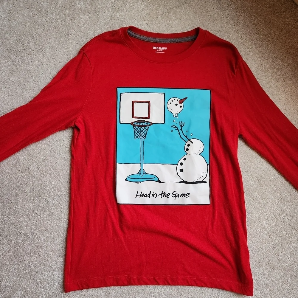 Old Navy Red Holiday Long Sleeve Shirt